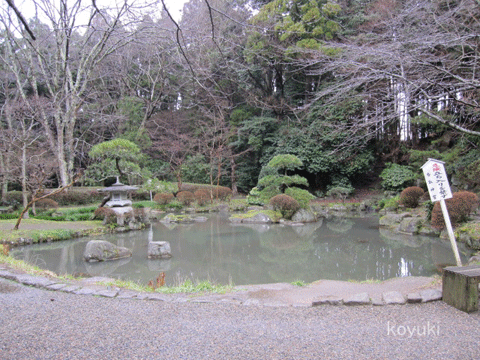香取神宮の池